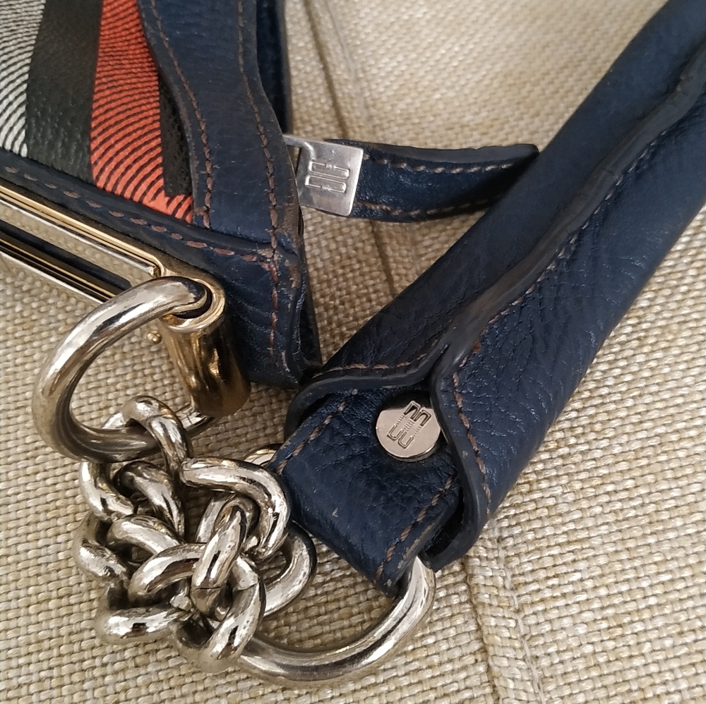 Daks Hobo Bag - Picture 11 of 16